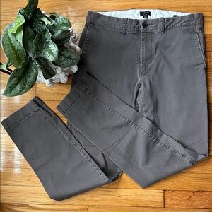 J. Crew Men's Charcoal Grey Chinos, Slim Fit, Size 30X32